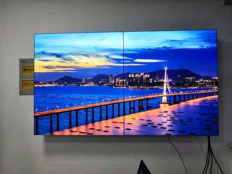 中億睿液晶拼接屏為青海省玉樹州技術(shù)職業(yè)學(xué)校打造數(shù)字化校園 中億睿液晶拼接屏為青海省玉樹州技術(shù)職業(yè)學(xué)校打造數(shù)字化校園