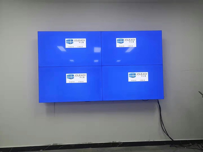 中億睿0.88拼接屏入駐湖北恩施匯通廣場辦公室項目安裝現場 中億睿0.88拼接屏入駐湖北恩施匯通廣場辦公室項目安裝現場