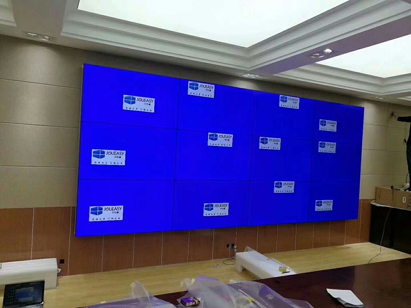 扶貧政府55寸3.5mm3X4液晶拼接項目 扶貧政府55寸3.5mm3X4液晶拼接項目