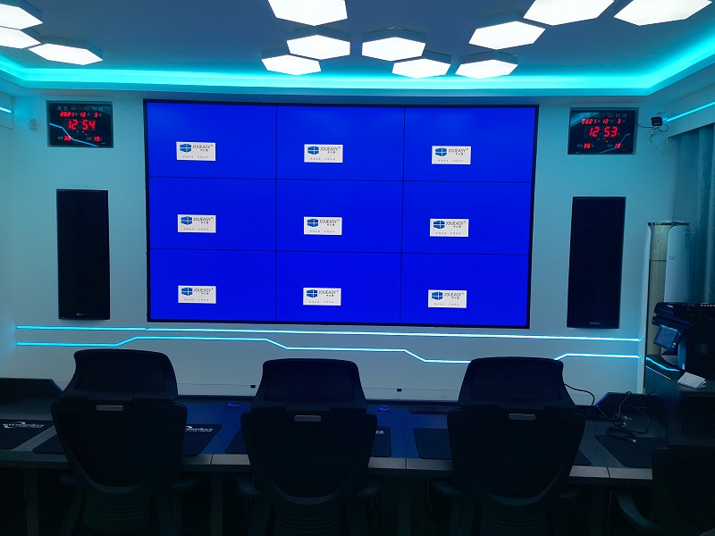 中億睿液晶拼接屏入駐新疆某戰隊數據中心打造數字化部隊項目安裝現場 中億睿液晶拼接屏入駐新疆某戰隊數據中心打造數字化部隊項目安裝現場