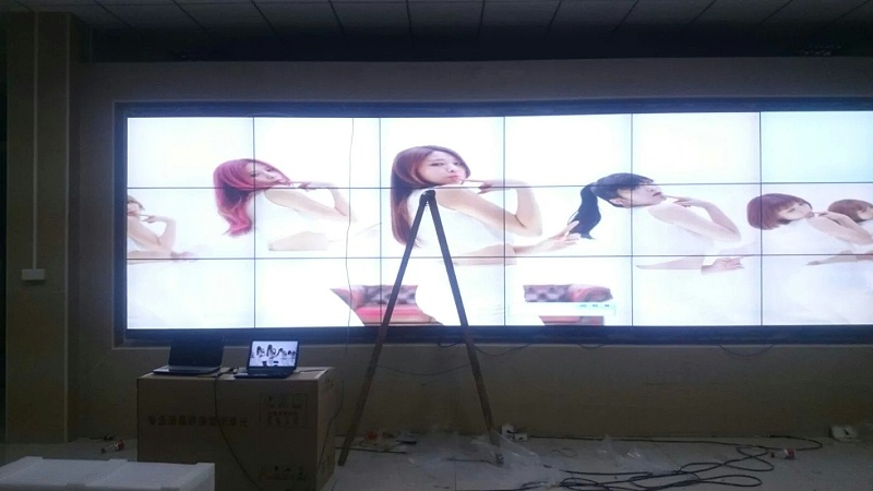 惠州證券中心55寸液晶拼接屏3X6拼接展示 惠州證券中心55寸液晶拼接屏3X6拼接展示